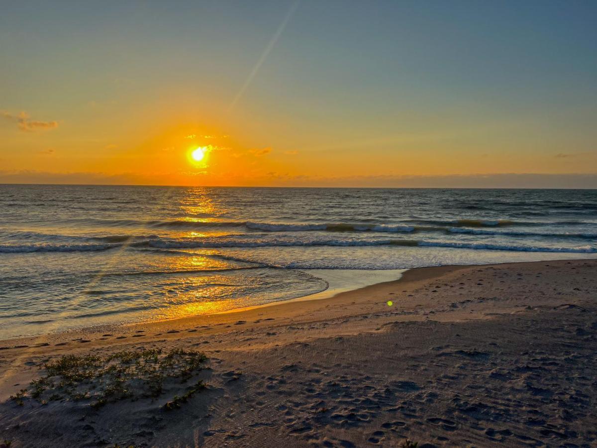 Pearl Beach Inn Englewood Luaran gambar