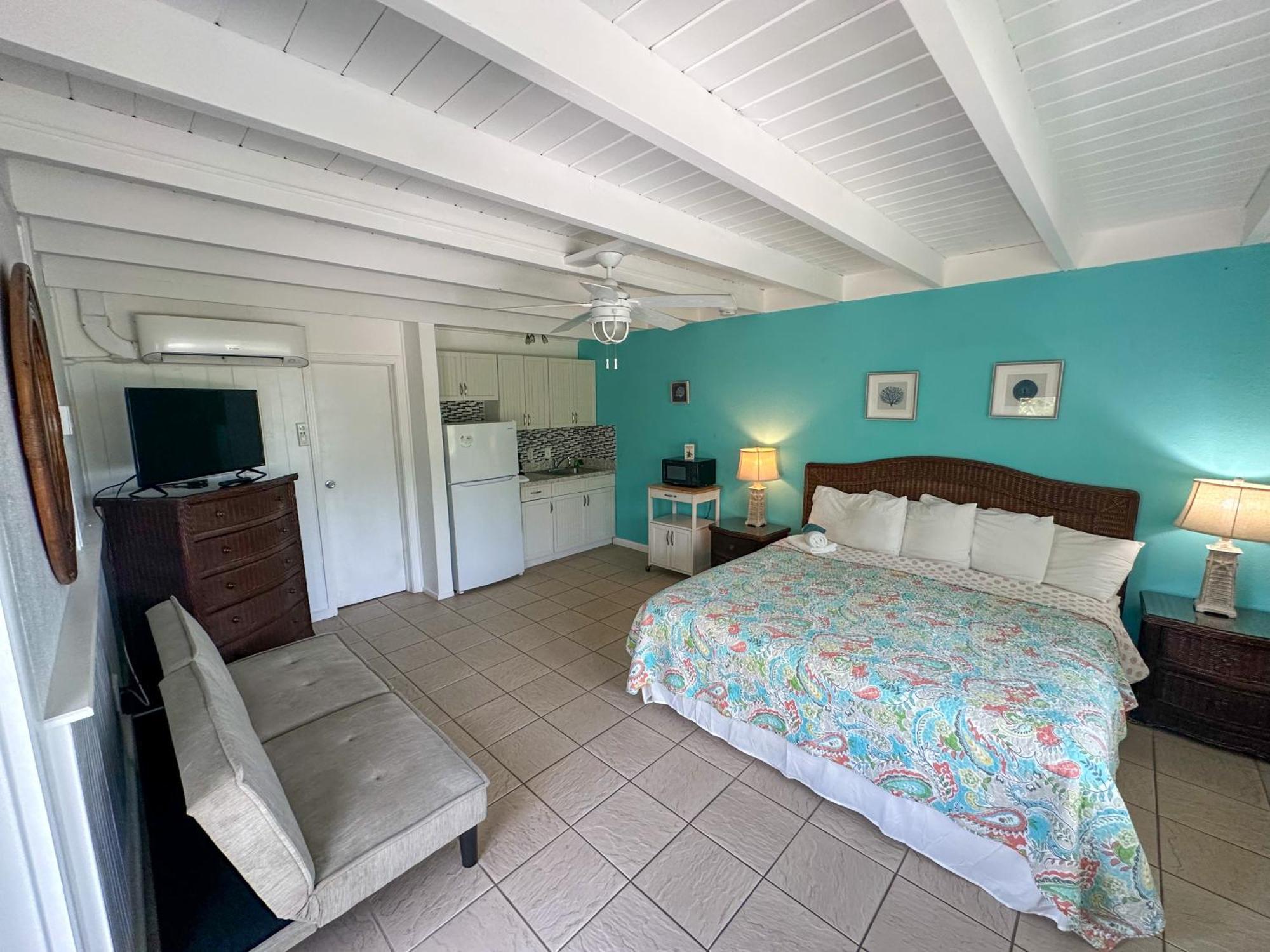 Pearl Beach Inn Englewood Luaran gambar