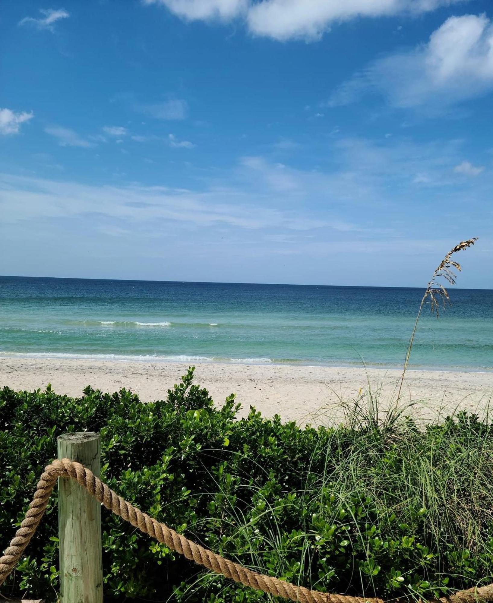 Pearl Beach Inn Englewood Luaran gambar
