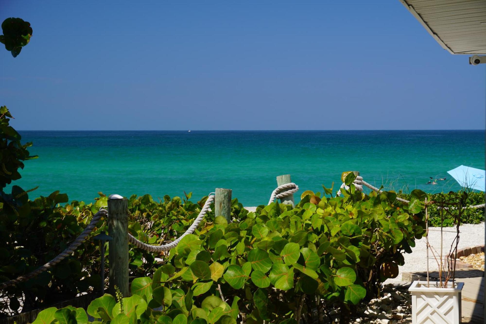 Pearl Beach Inn Englewood Luaran gambar