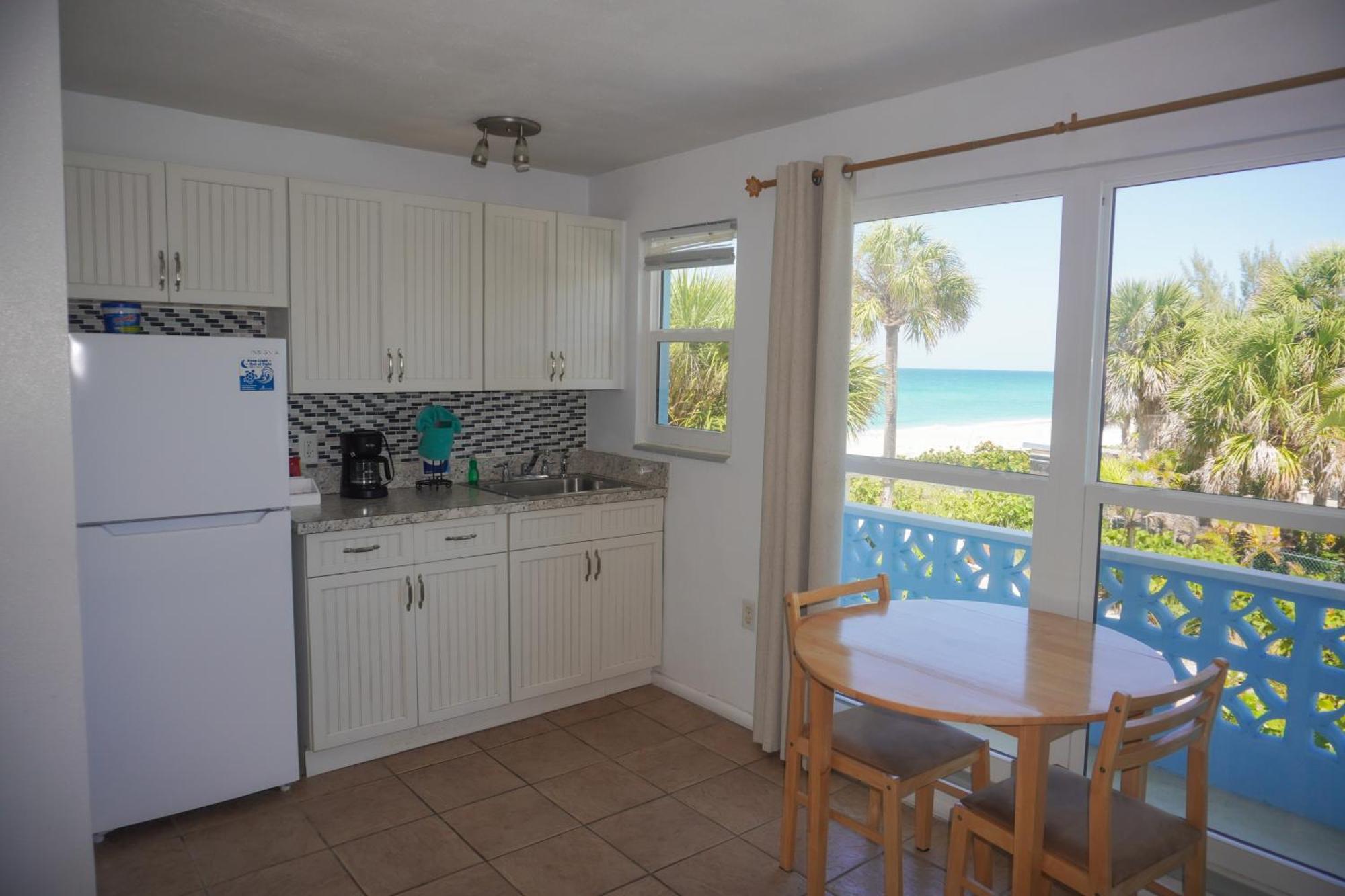Pearl Beach Inn Englewood Luaran gambar